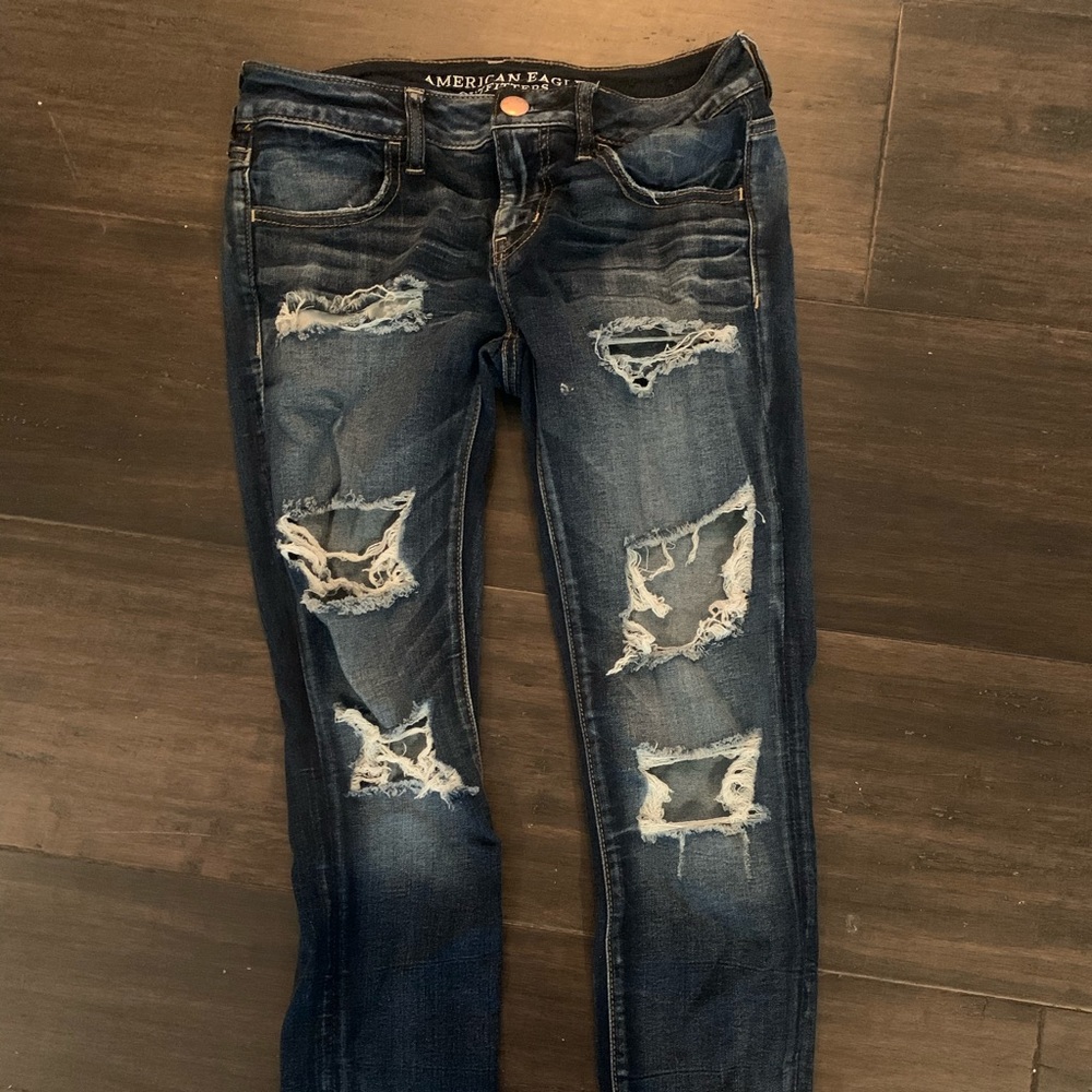 AE Distressed skinny jeans
